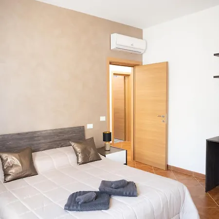 Dailyhome - Con Patio Privato A Due Passi Dal Mare