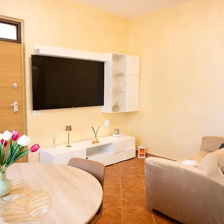 Dailyhome - Con Patio Privato A Due Passi Dal Mare Semesterbostad *