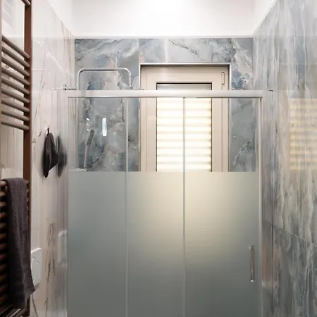 Dailyhome - Con Patio Privato A Due Passi Dal Mare *