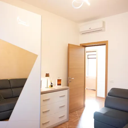 Dailyhome - Con Patio Privato A Due Passi Dal Mare *