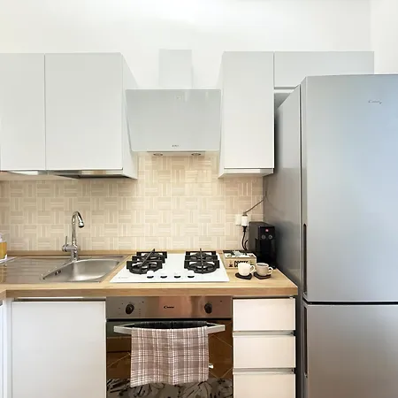 Dailyhome - Con Patio Privato A Due Passi Dal Mare *